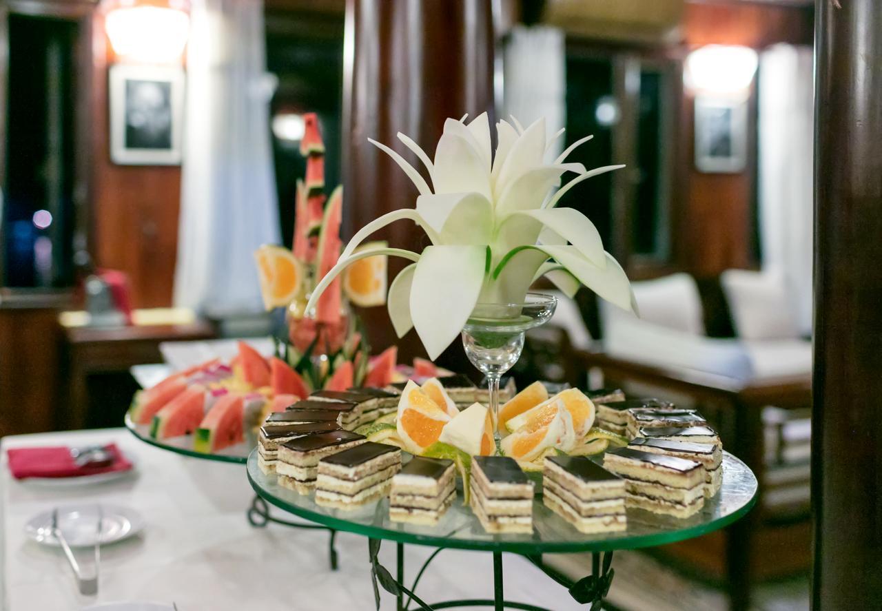 Garden Bay Luxury Cruise Hotel Ha Long Eksteriør billede