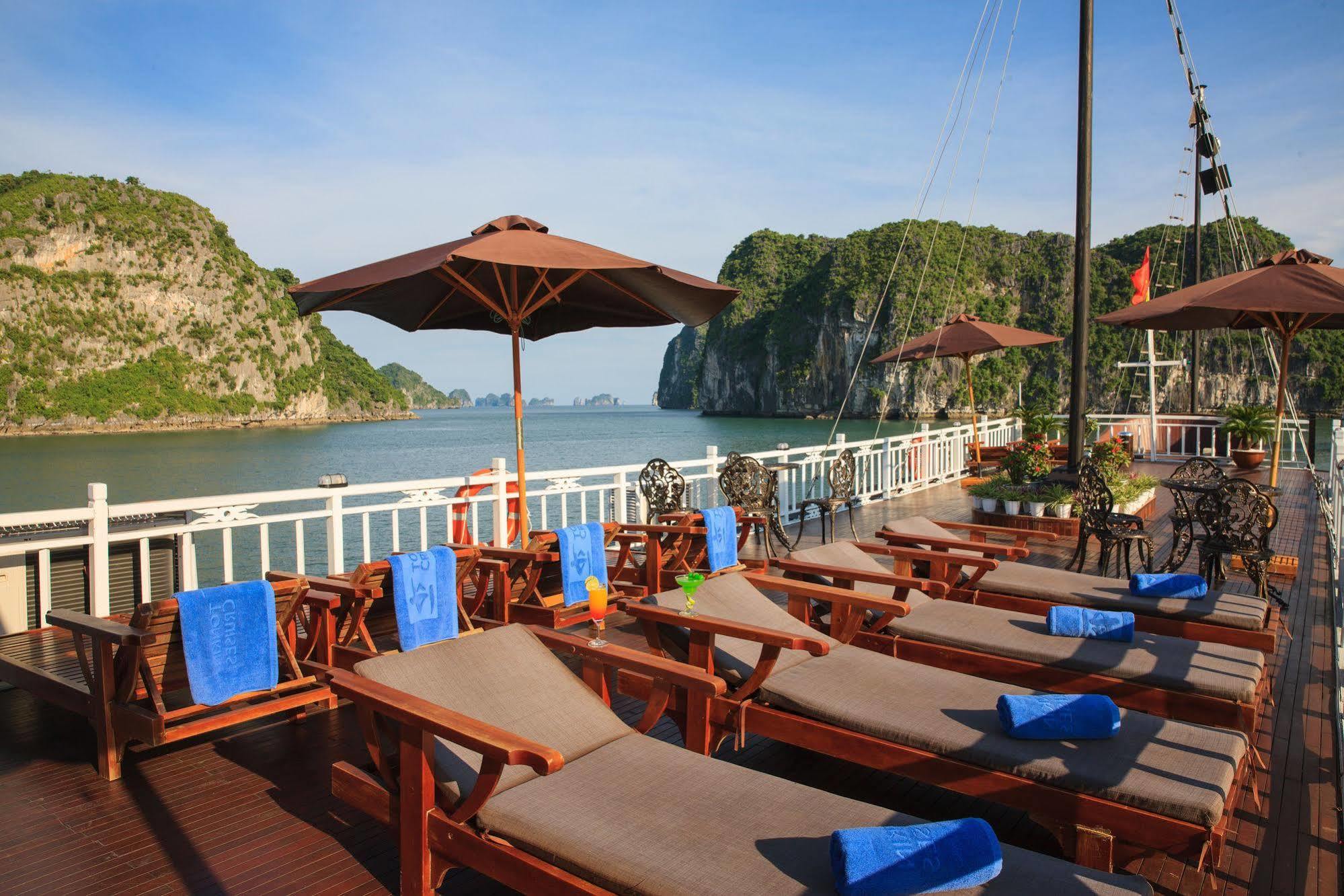 Garden Bay Luxury Cruise Hotel Ha Long Eksteriør billede